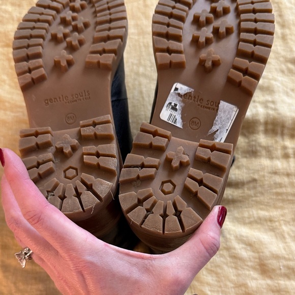 Gentle souls by Kenneth Cole Brooklyn Booties - Picture 16 of 17